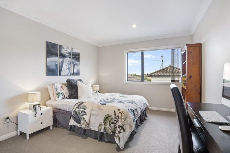 Photo of property in 12 Beatrice Place, Flat Bush, Auckland, 2016