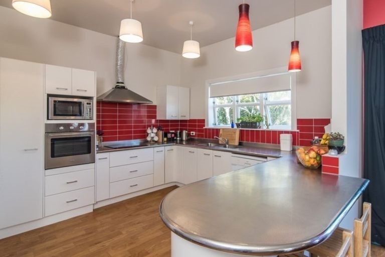 Photo of property in 52 Ellice Street, Mount Victoria, Wellington, 6011