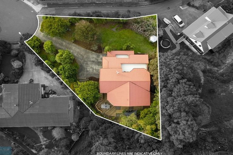 Photo of property in 12 Doon Grove, Papakowhai, Porirua, 5024