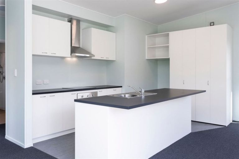 Photo of property in 9b Cuffs Road, Wainoni, Christchurch, 8061