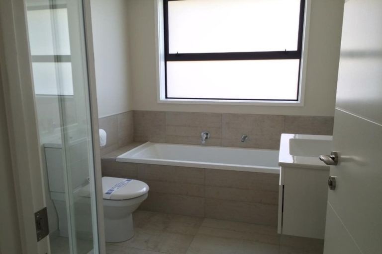 Photo of property in 268 Ballintoy Park Drive, Welcome Bay, Tauranga, 3175