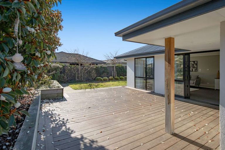 Photo of property in 4 Te Aue Street, Marshland, Christchurch, 8083