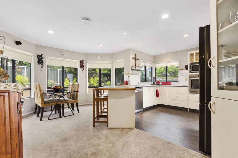 Photo of property in 3 Village Park Drive, Welcome Bay, Tauranga, 3112