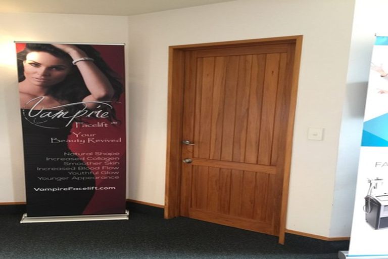 Photo of property in 2f Dodson Avenue, Milford, Auckland, 0620