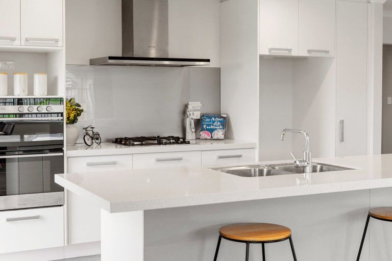 Photo of property in 33 Sylvester Crescent, Flagstaff, Hamilton, 3210