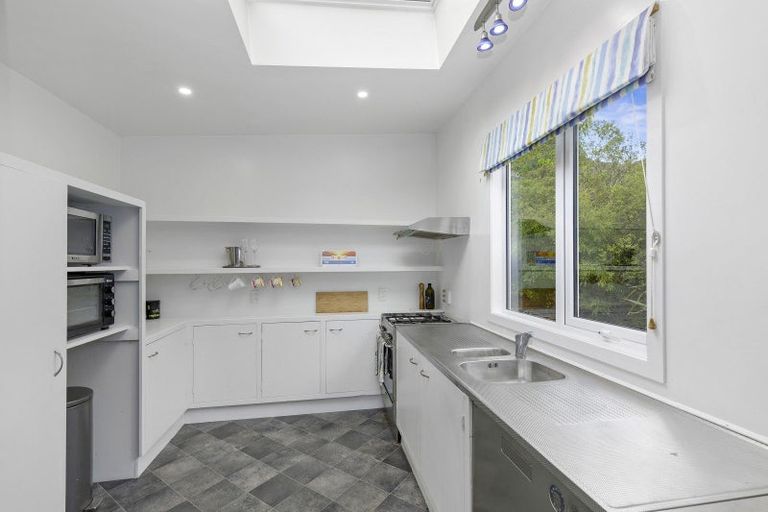 Photo of property in 97 Tawhai Street, Stokes Valley, Lower Hutt, 5019