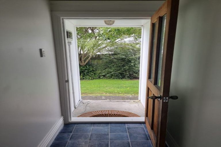 Photo of property in 15 Wai-iti Crescent, Woburn, Lower Hutt, 5010