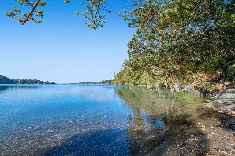 Photo of property in 52 Ridge Road, Mahurangi East, Warkworth, 0982