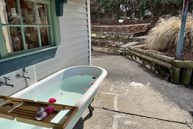 Photo of property in 27 Till Street, South Hill, Oamaru, 9400