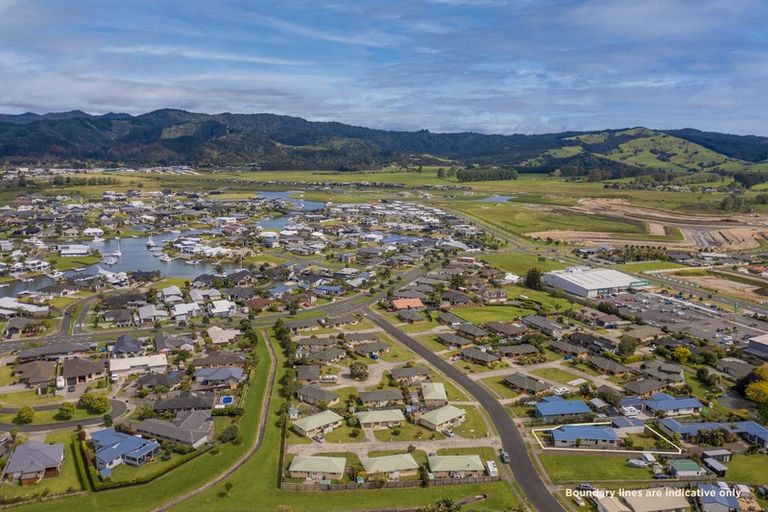 Photo of property in 15 Seascape Avenue, Whitianga, 3510