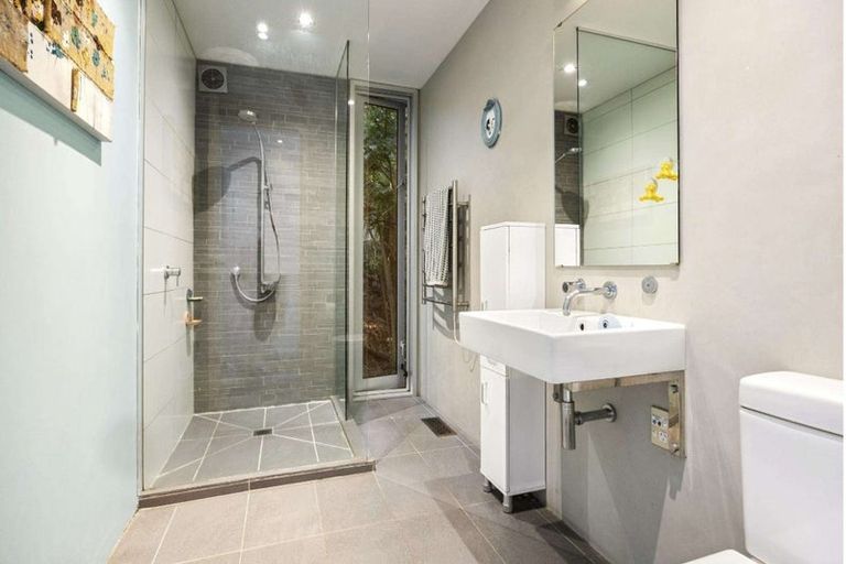 Photo of property in 609 South Titirangi Road, Titirangi, Auckland, 0604