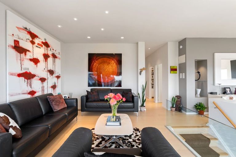 Photo of property in 52 Karepa Street, Brooklyn, Wellington, 6021