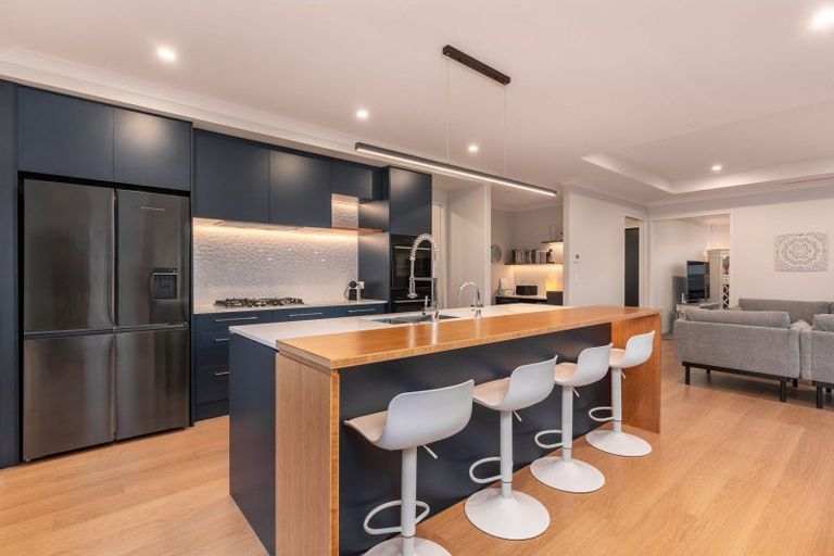 Photo of property in 11 Eastman Drive, Halswell, Christchurch, 8025