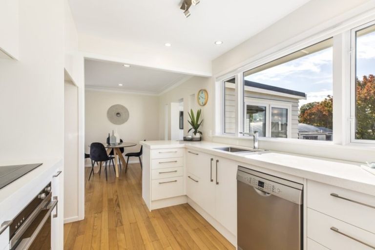 Photo of property in 38 Howe Street, Howick, Auckland, 2014