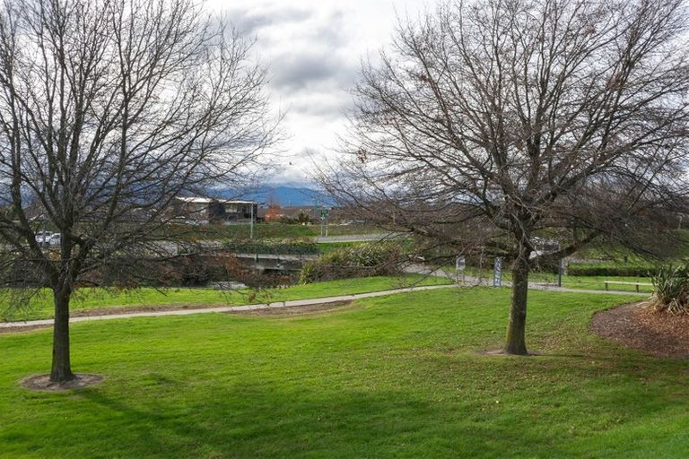 Photo of property in 2/12 John Street, Blenheim, 7201