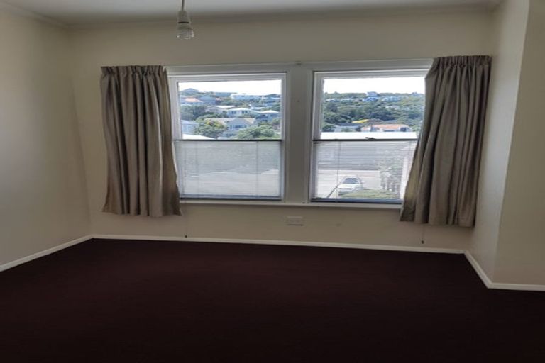 Photo of property in 213 The Parade, Island Bay, Wellington, 6023