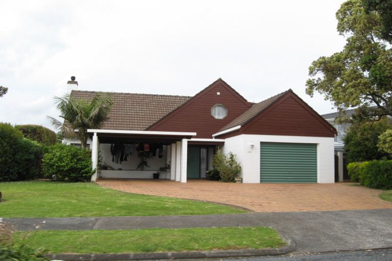 Photo of property in 17 Andes Avenue, Mangere Bridge, Auckland, 2022