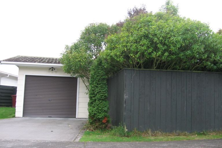 Photo of property in 21 Cecil Place, Cloverlea, Palmerston North, 4412