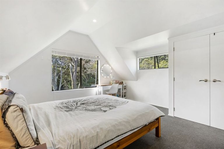 Photo of property in 27 Shadon Place, Stanmore Bay, Whangaparaoa, 0932