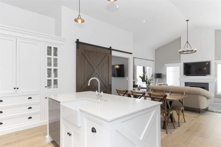 Photo of property in 8 Pebble Beach Way, Papamoa Beach, Papamoa, 3118