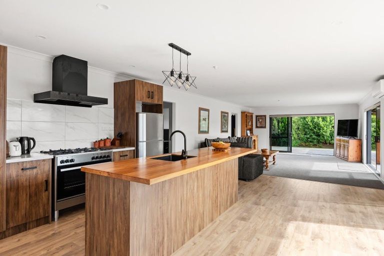 Photo of property in 115c Main Road, Makaraka, Gisborne, 4010