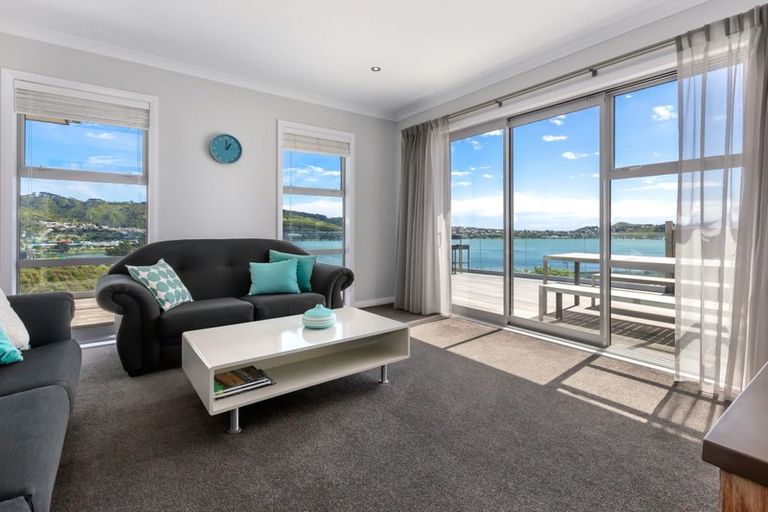 Photo of property in 36 John Burke Drive, Aotea, Porirua, 5024