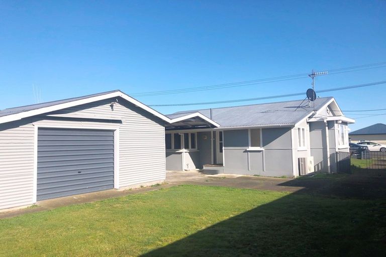Photo of property in 108 Winchester Street, Levin, 5510