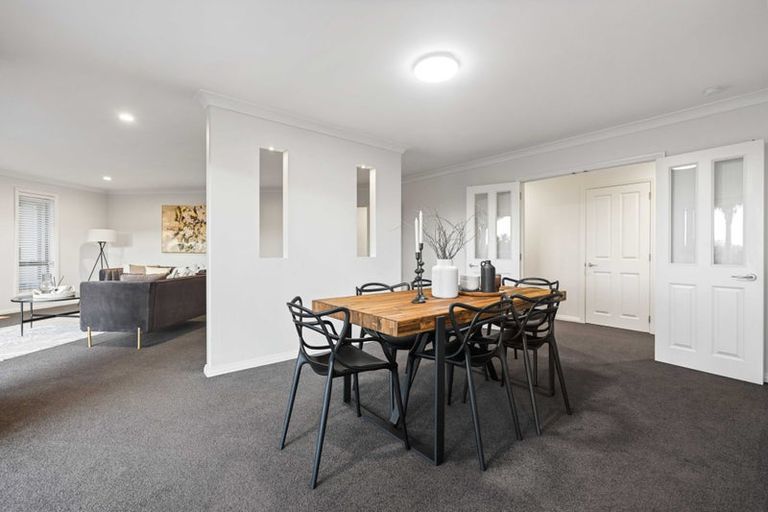 Photo of property in 2 Stonebridge Road, Temple View, Hamilton, 3289