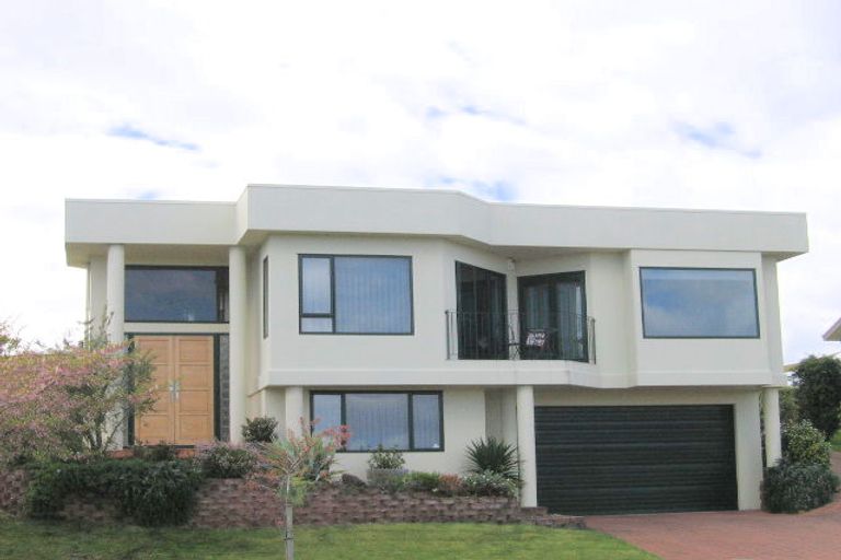Photo of property in 77 Arrowsmith Avenue, Waipahihi, Taupo, 3330