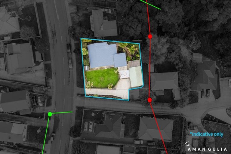 Photo of property in 129 Sunnyside Road, Sunnyvale, Auckland, 0612