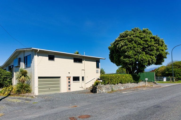 Photo of property in 2/1 Weka Road, South Bay, Kaikoura, 7300