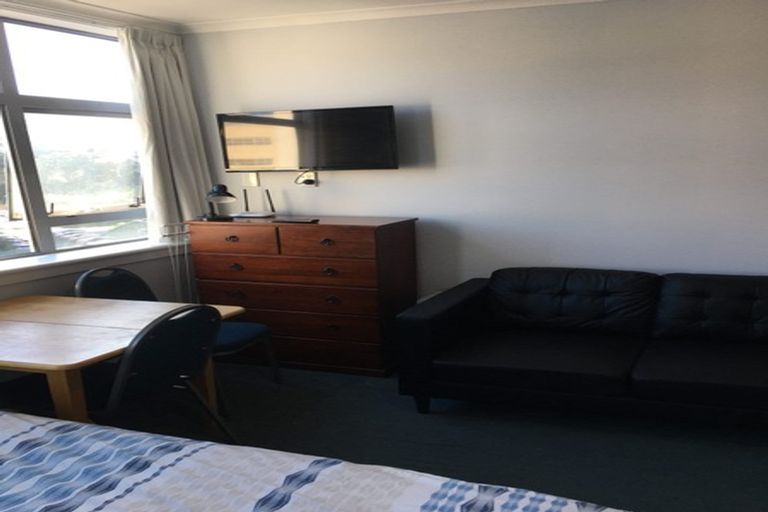 Photo of property in Quest/richard Pearse Apartment, 3/219g Willis Street, Te Aro, Wellington, 6011
