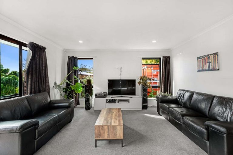 Photo of property in 64 Mcgregors Road, Bromley, Christchurch, 8062