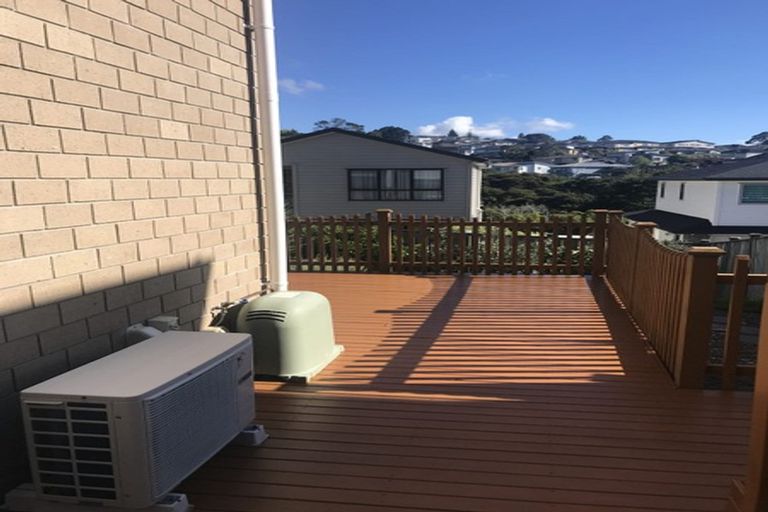 Photo of property in 24 Para Close, Fairview Heights, Auckland, 0632