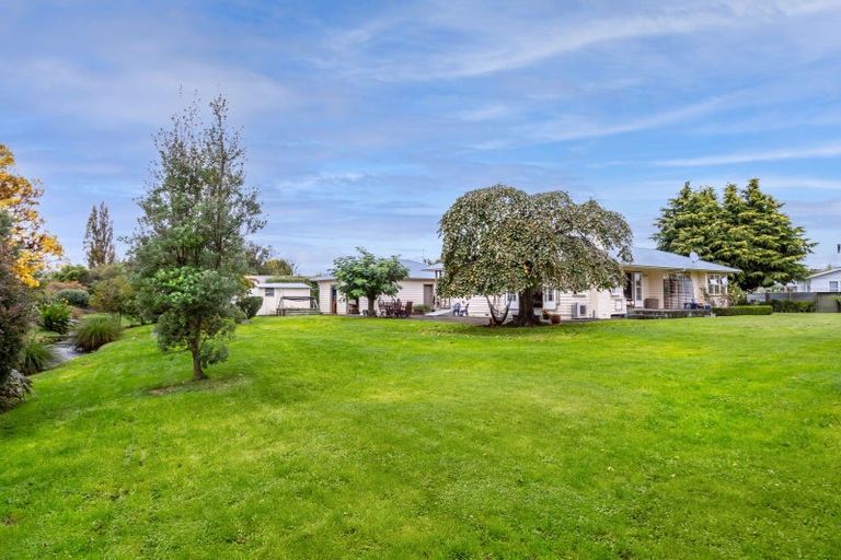 Photo of property in 12 Weka Place, Masterton, 5810