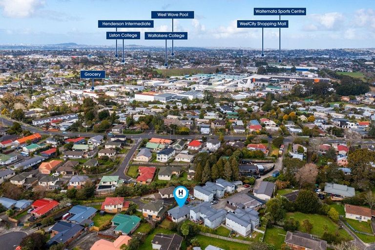 Photo of property in 2/65e Metcalfe Road, Ranui, Auckland, 0612