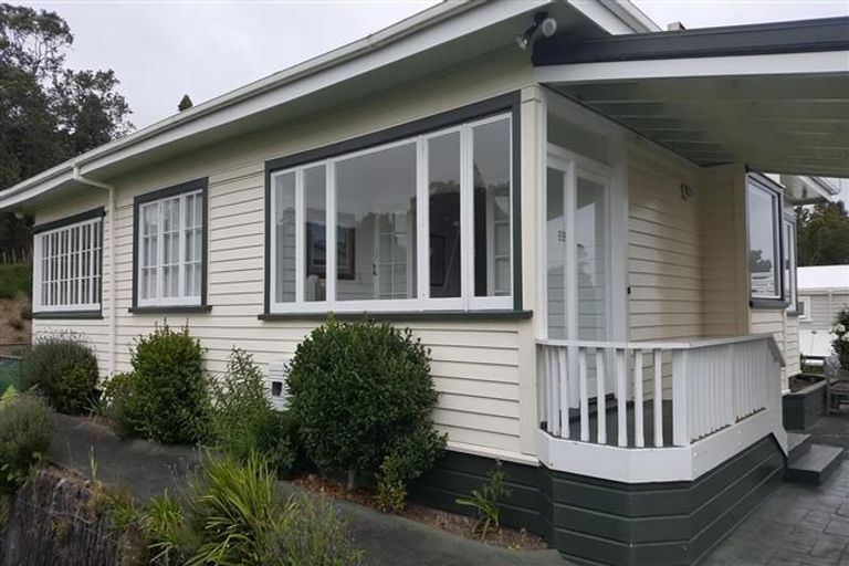 Photo of property in 9 Fillis Street, New Plymouth, 4310