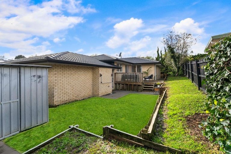 Photo of property in 5 Kasia Close, Massey, Auckland, 0614