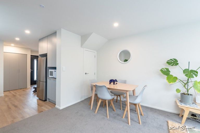 Photo of property in 25 Mcgrath Way, Taita, Lower Hutt, 5011