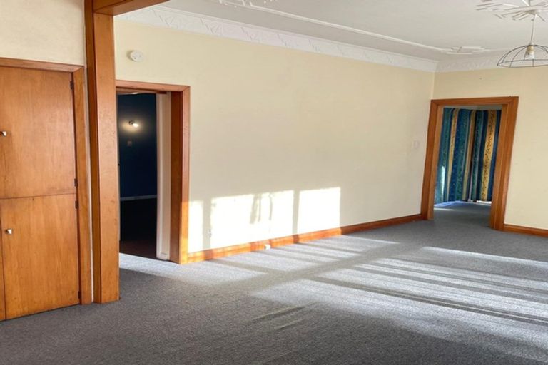 Photo of property in 45 Cambridge Terrace, Waiwhetu, Lower Hutt, 5010