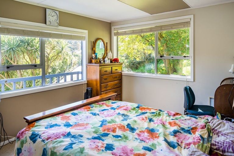 Photo of property in 79 Sunshine Avenue, Karori, Wellington, 6012