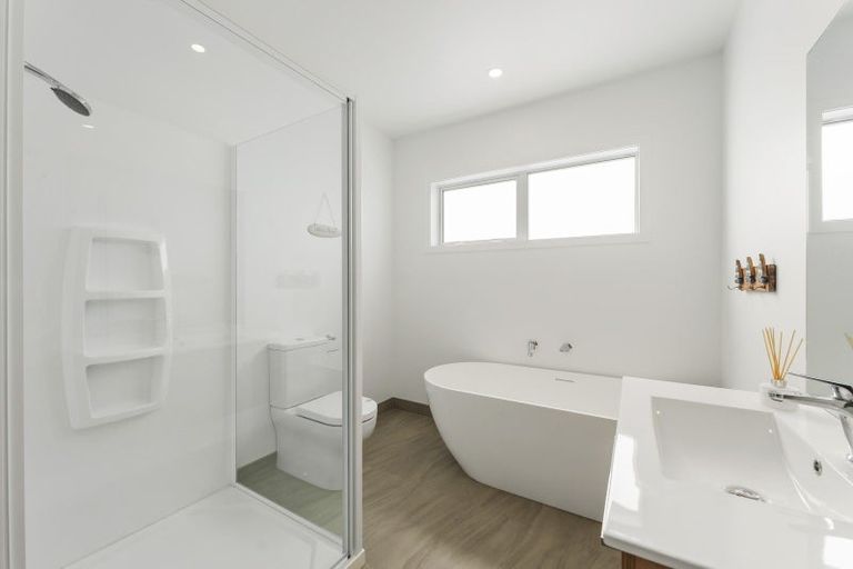 Photo of property in 13 Karanema Place, Coastlands, Whakatane, 3120