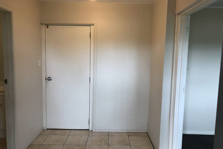 Photo of property in 1/81 Clovelly Road, Bucklands Beach, Auckland, 2012