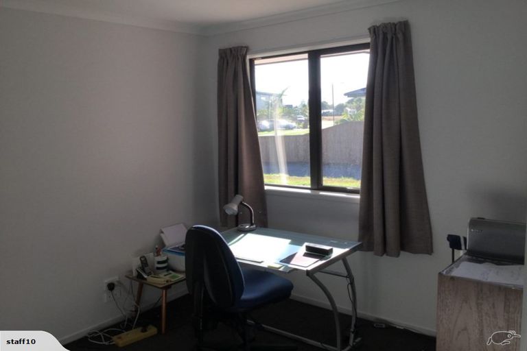 Photo of property in 12 O'farrell Drive, One Tree Point, 0118