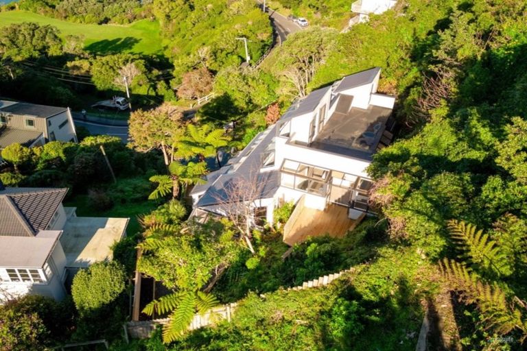 Photo of property in 33 Homebush Road, Khandallah, Wellington, 6035