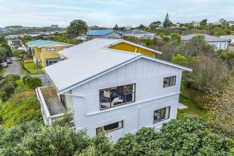 Photo of property in 4a Arawhata Street, Ranui, Porirua, 5024