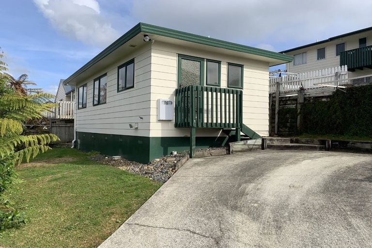 Photo of property in 8 Ranginui Road, Welcome Bay, Tauranga, 3112