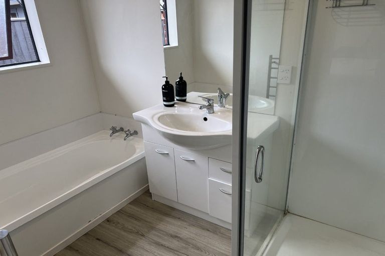 Photo of property in 2/83 Grafton Street, Waltham, Christchurch, 8011