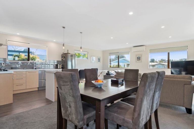 Photo of property in 6 Knox Place, Greerton, Tauranga, 3112