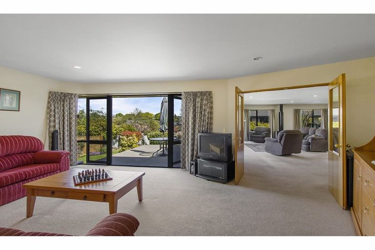 Photo of property in 36 Temple Crescent, Gleniti, Timaru, 7910